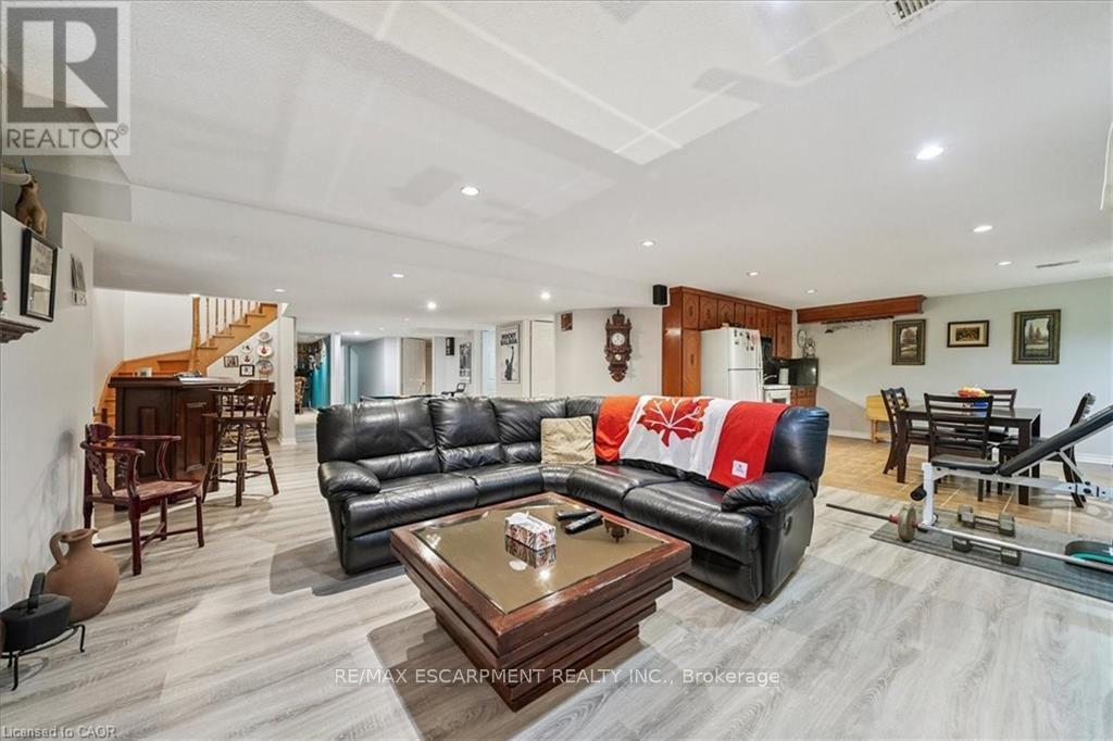 52 MISTYCREEK CRESCENT - Image 26