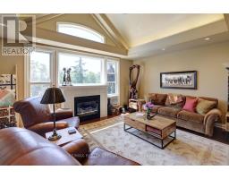 Sitting room - 5189 Eighth Line, Milton, ON L9E1A3 Photo 12