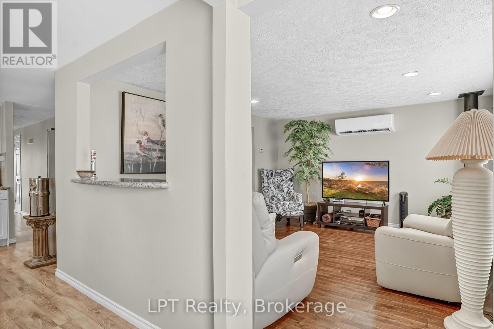 1568 5TH AVENUE - Image 9