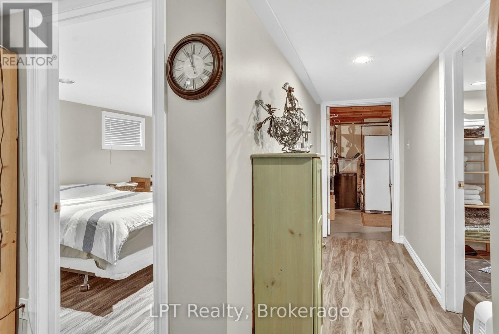 1568 5TH AVENUE - Image 33