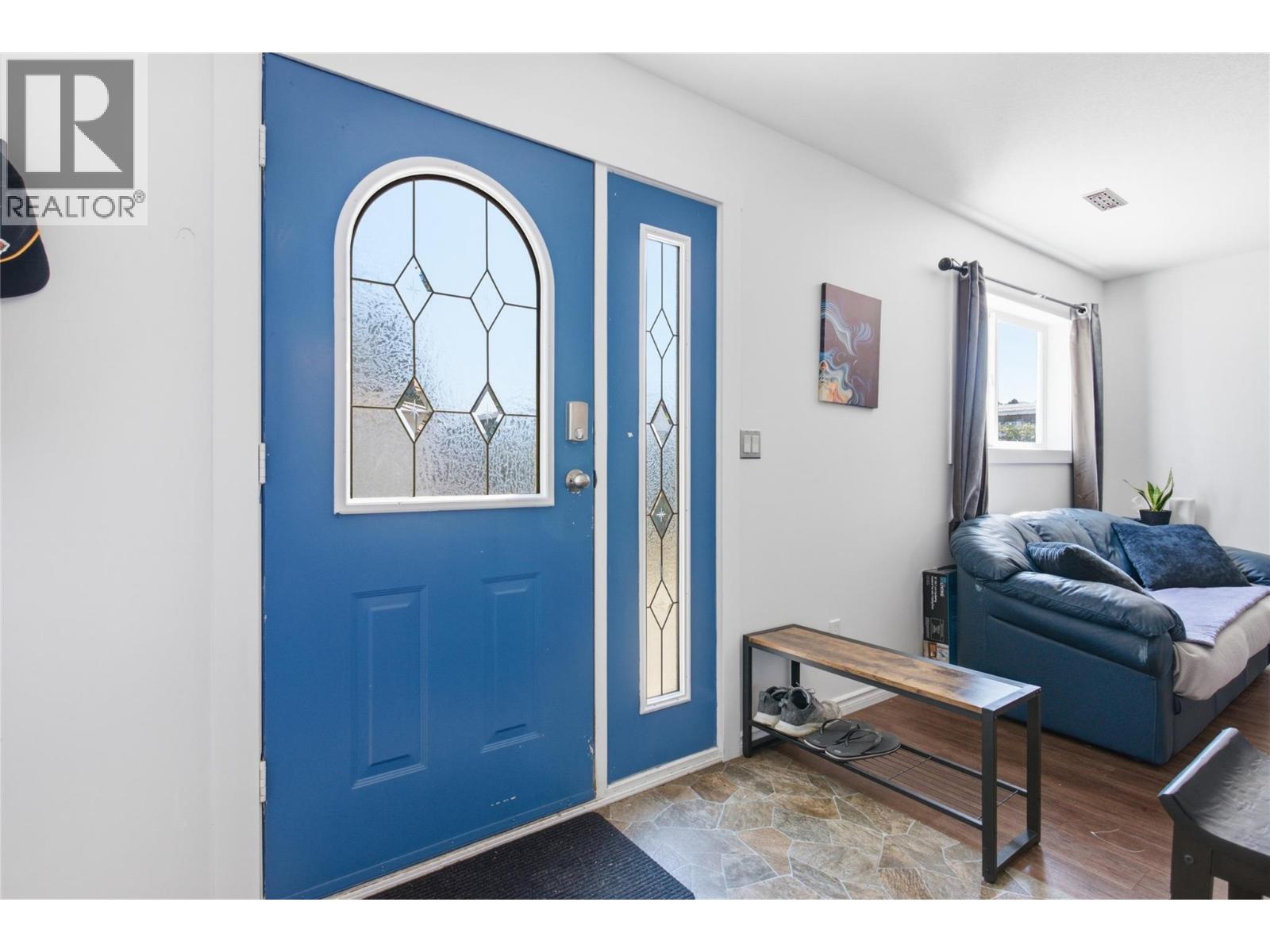 881 Evergreen Place - Image 27