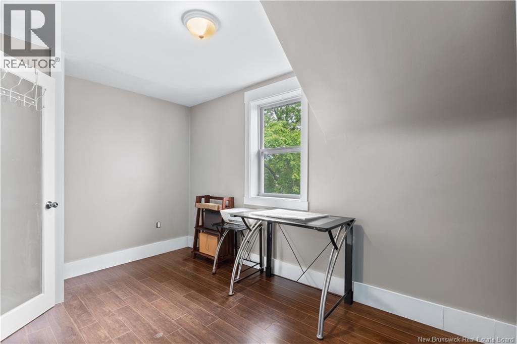 381 La Vallée Road - 18