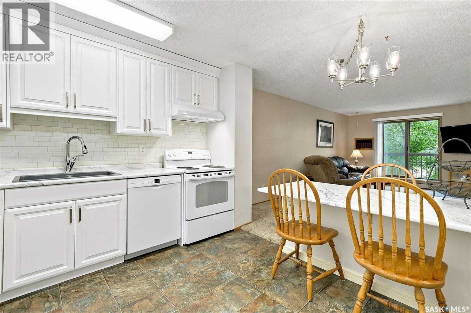 #203 525 5th AVENUE N - 9