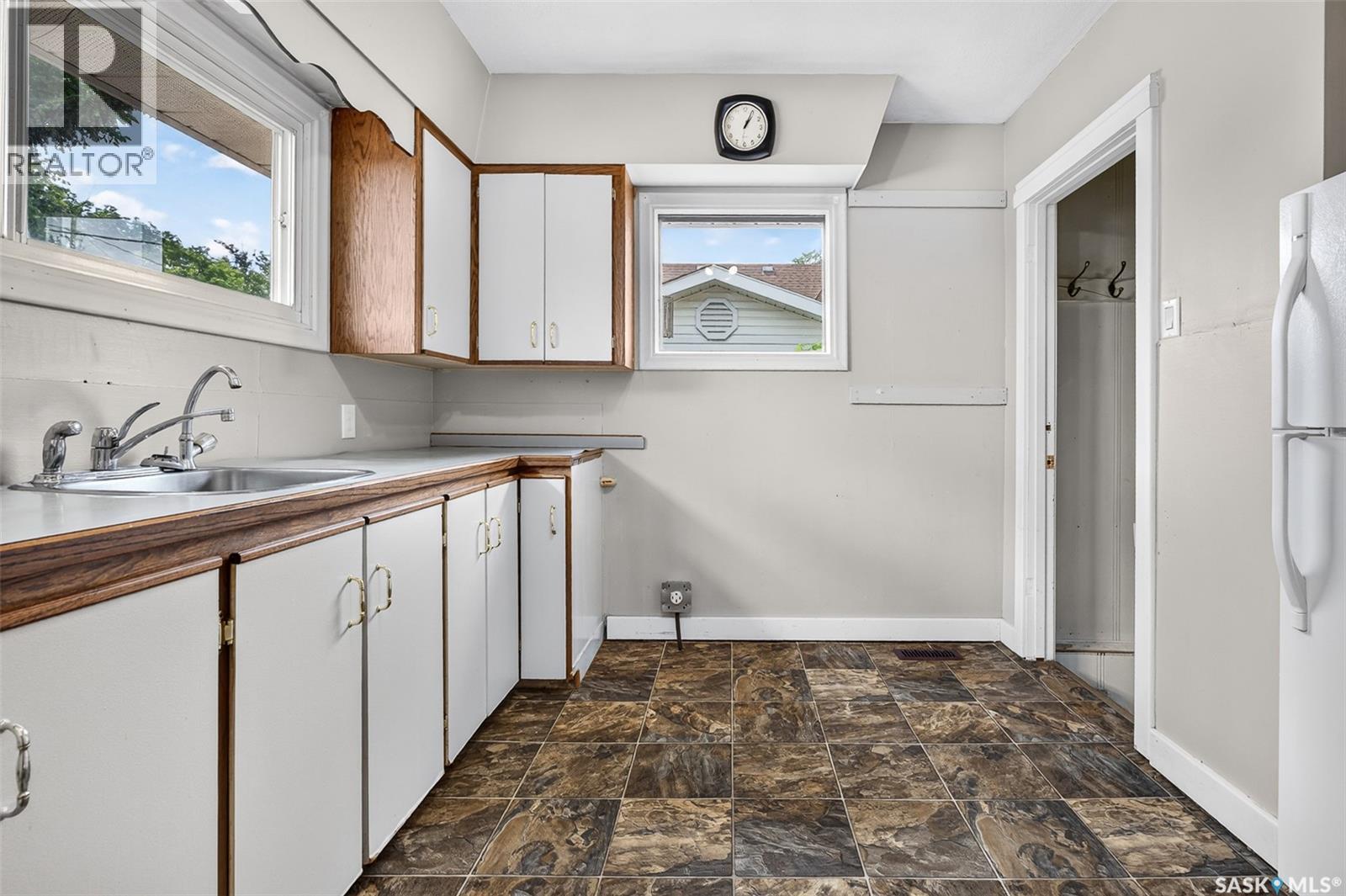 1054 Stadacona STREET W - 15
