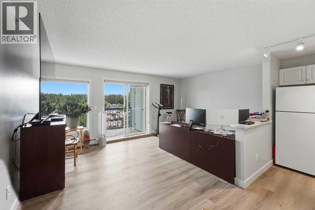 #402 4522 47A Avenue - Image 5