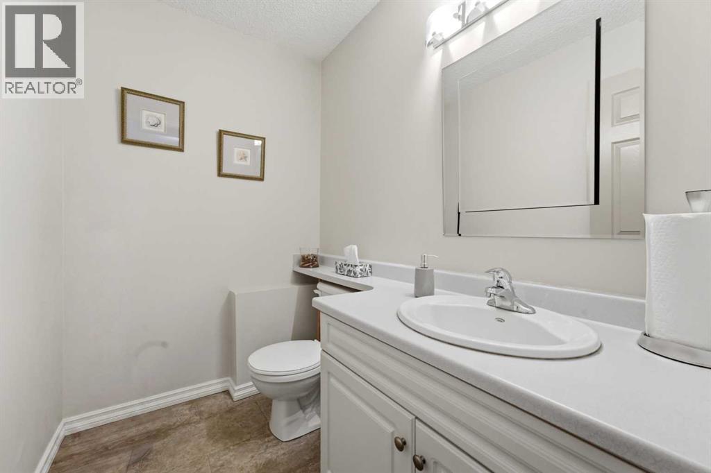 #402 4522 47A Avenue - Image 18