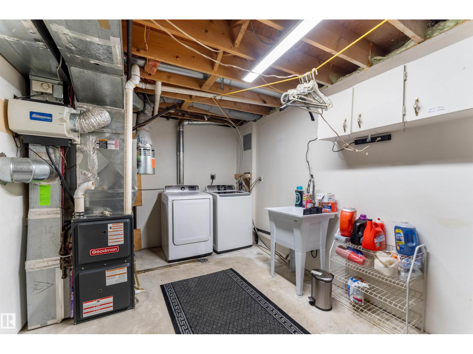 17 2030 Brentwood BV - Image 18