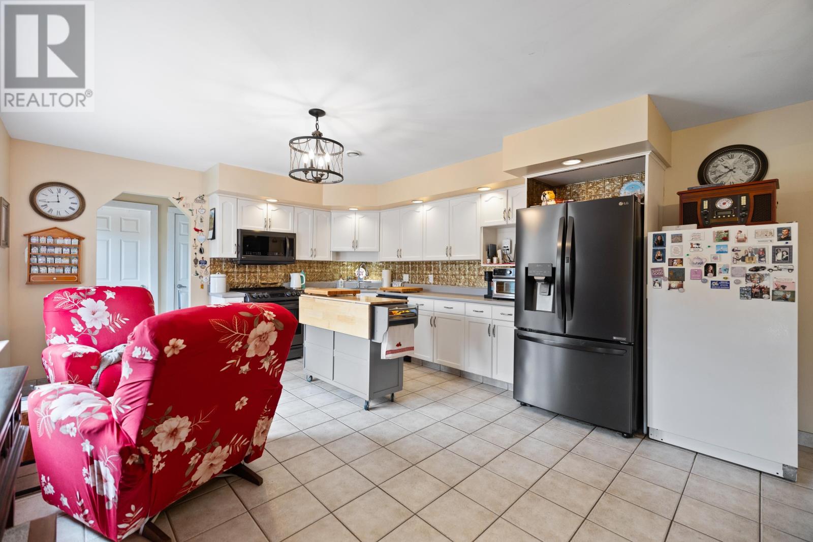 70 East Suffolk Road Ext - Image 7