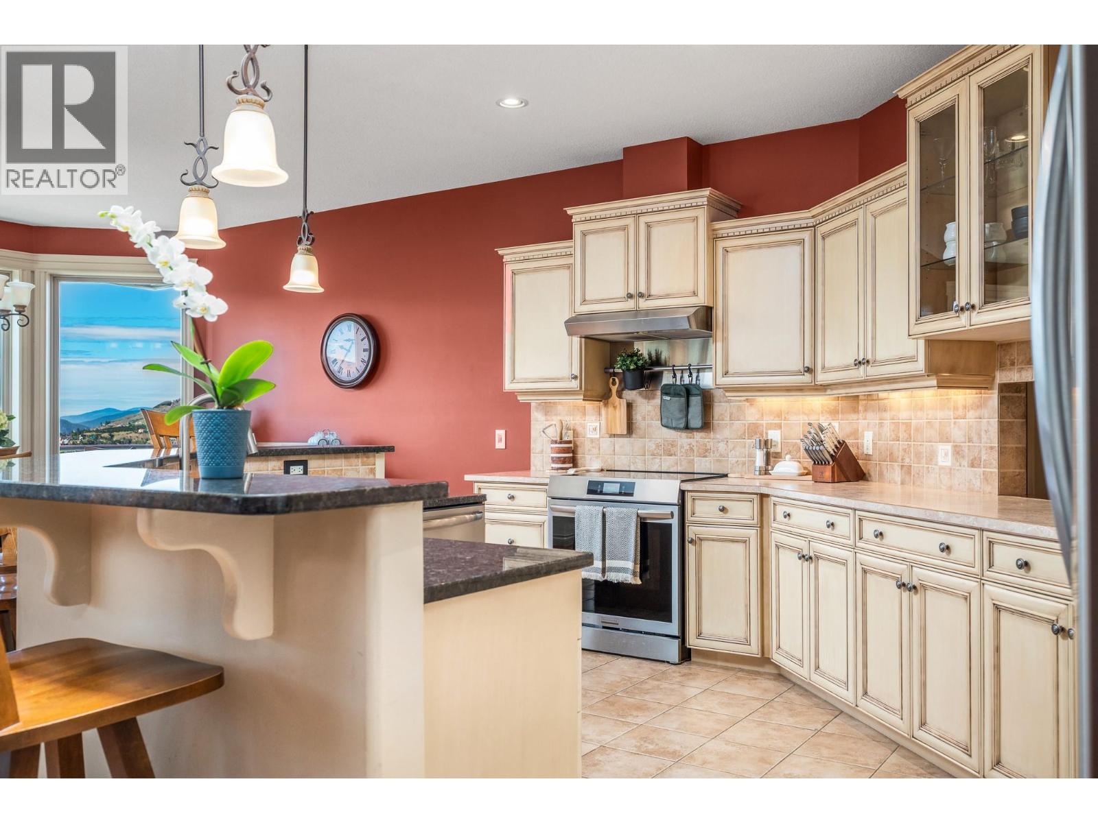 904 33 Avenue - Image 14