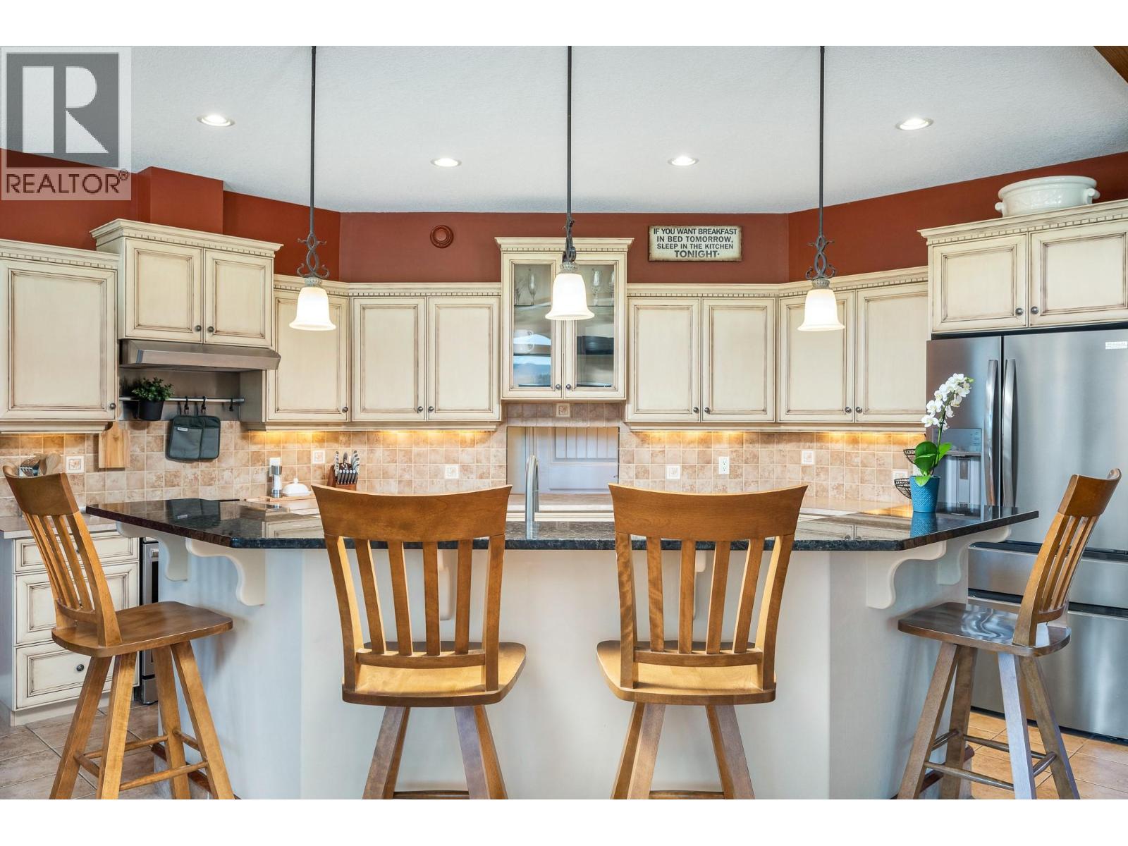 904 33 Avenue - Image 12