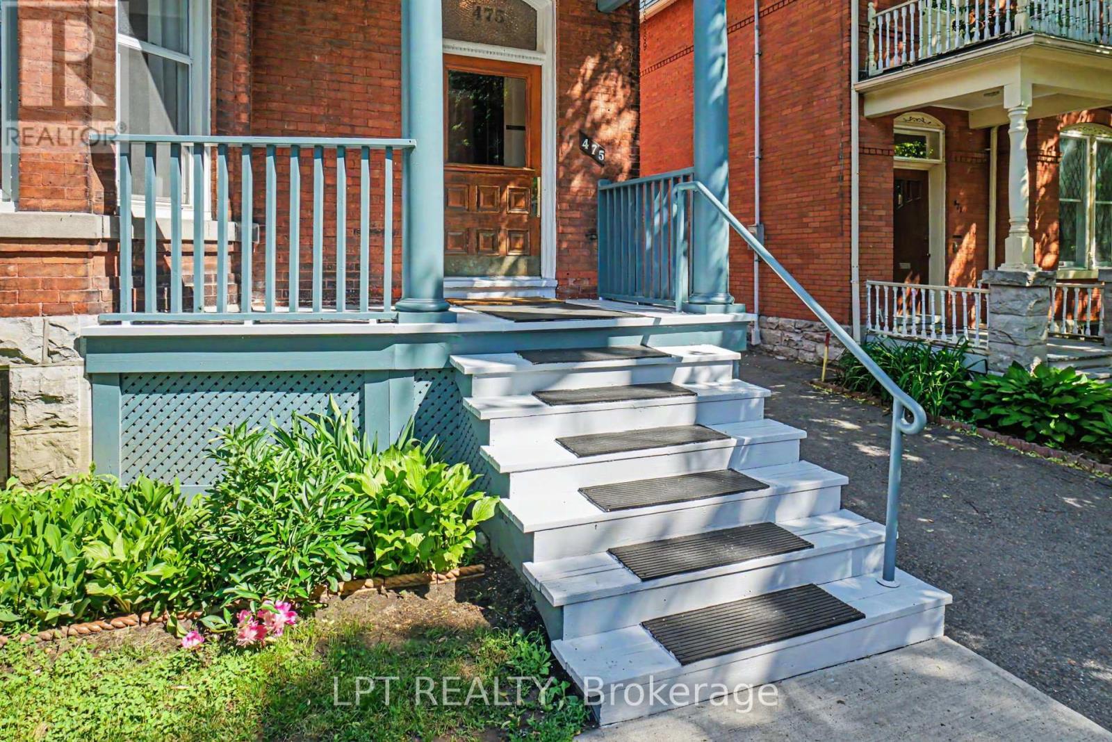 475 MACLAREN STREET - Image 30