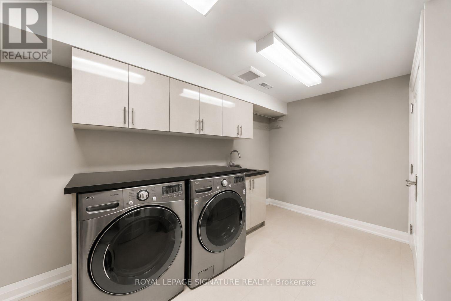 230 STRATHALLAN WOOD - 33