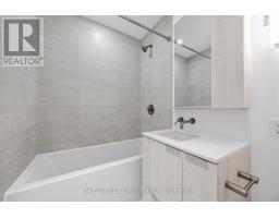 1602 - 110 Broadway Avenue, Toronto, ON M4P1V7 Photo 15