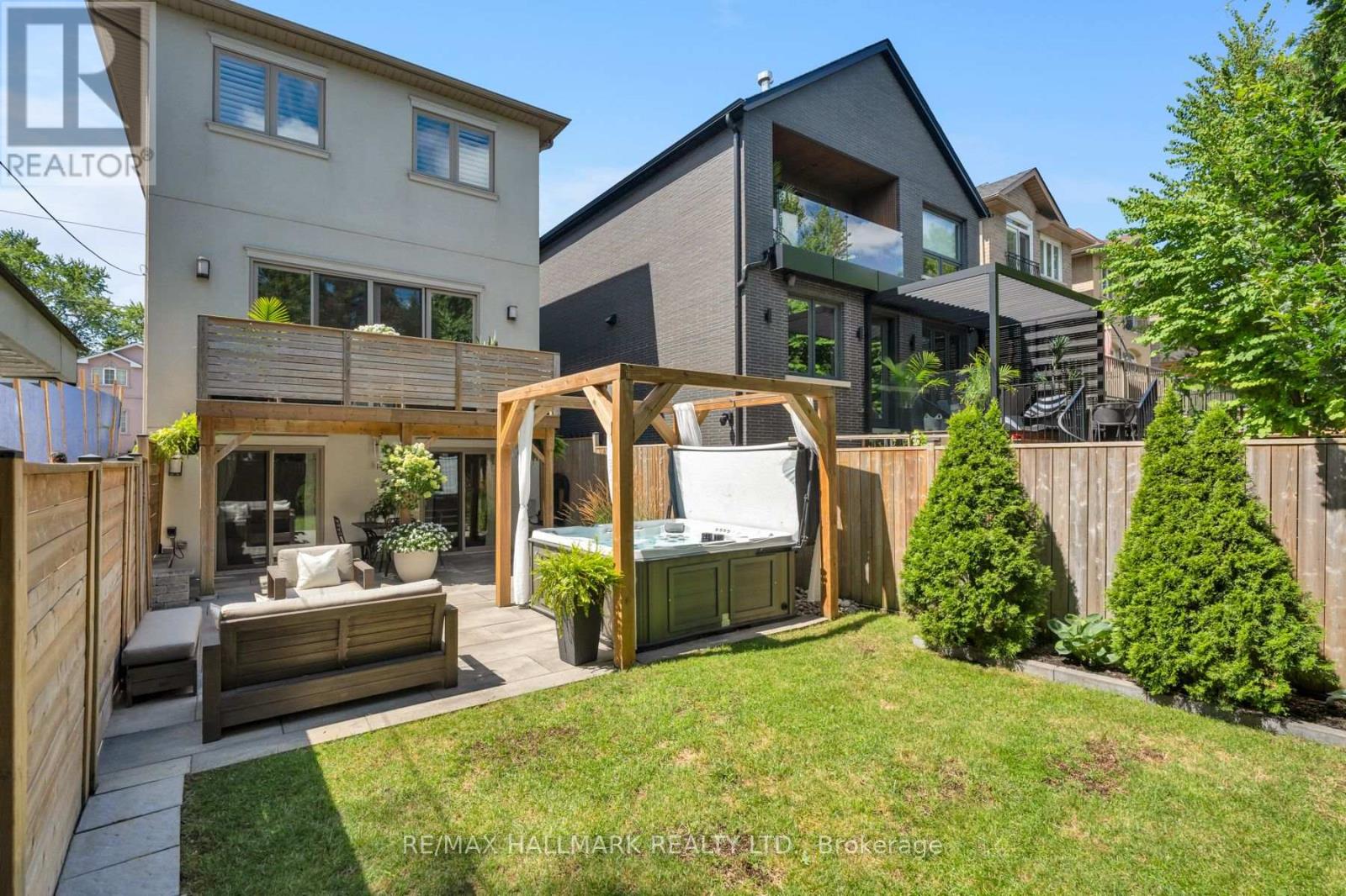 77 LEROY AVENUE - Image 47