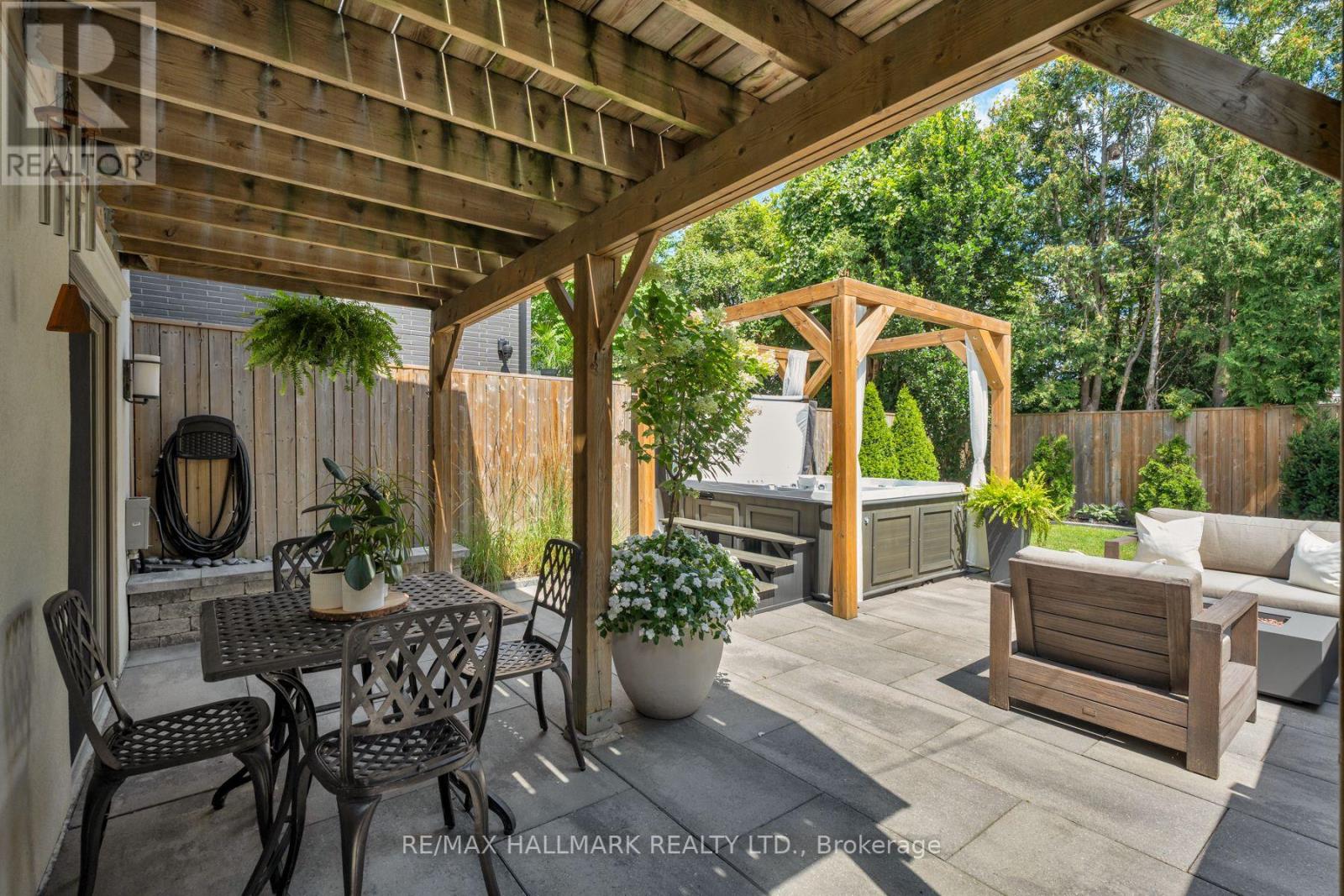 77 LEROY AVENUE - Image 48