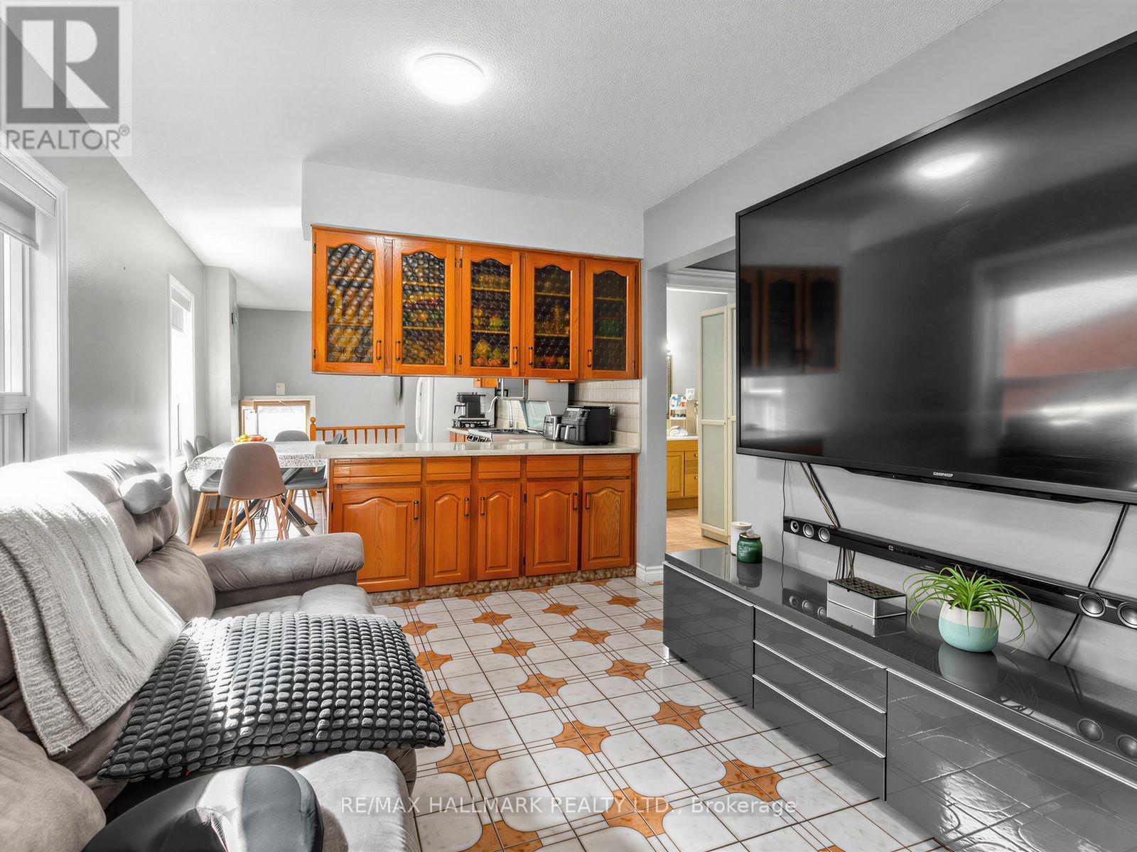 297 STRATHMORE BOULEVARD - 6