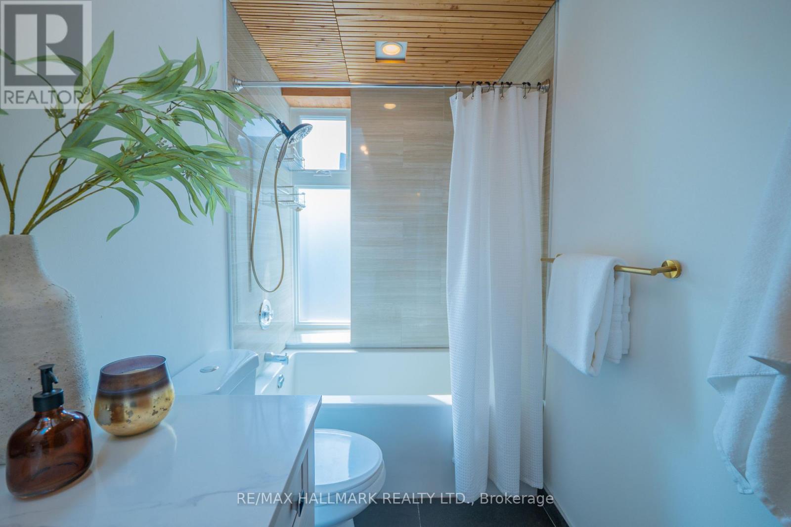 83 CONDOR AVENUE - Image 27