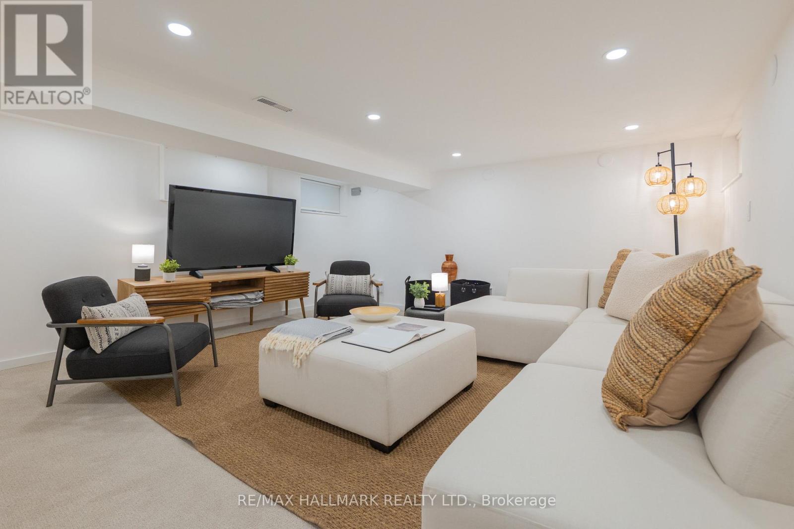83 CONDOR AVENUE - Image 31