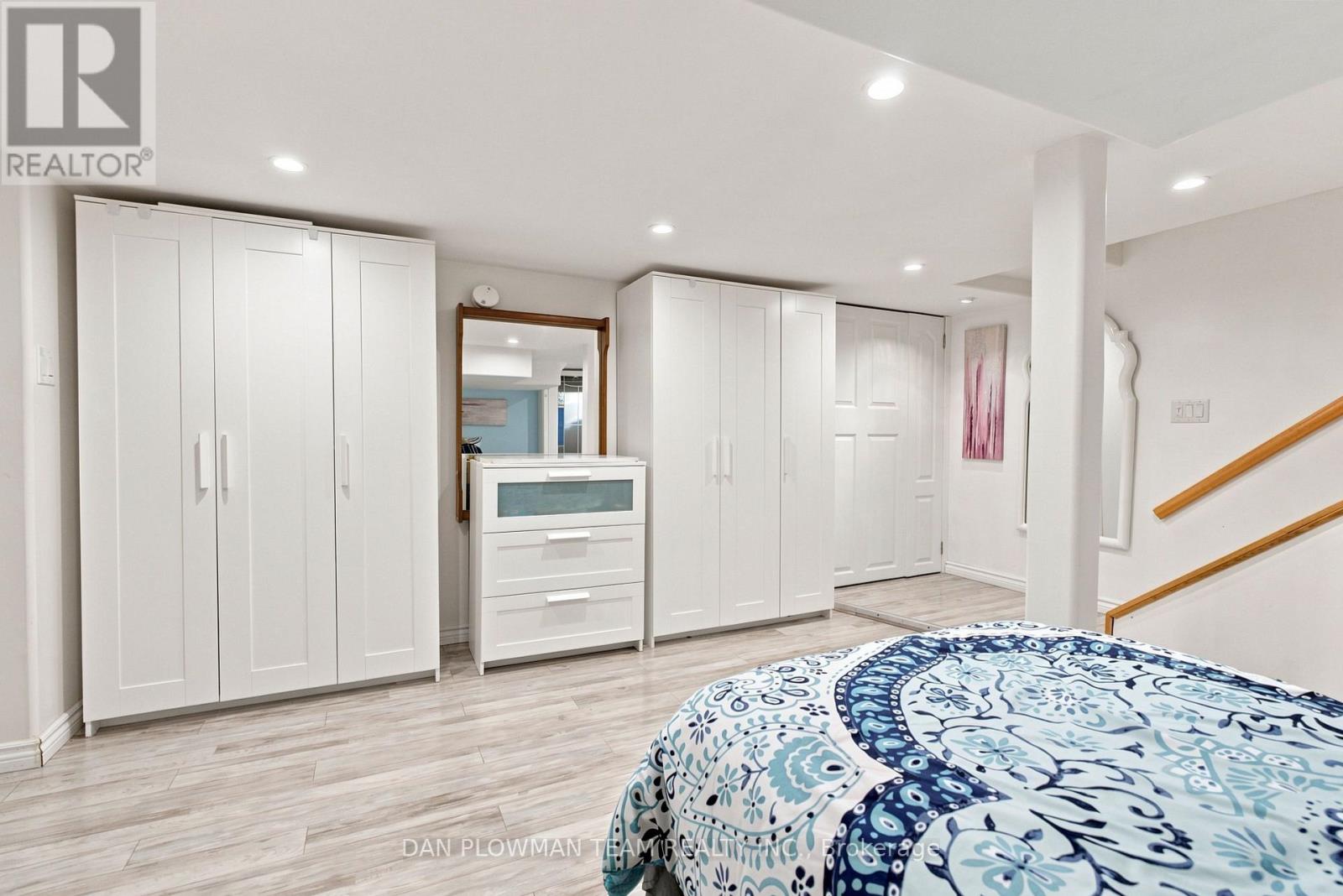 519 KINGSTON ROAD W - Image 38