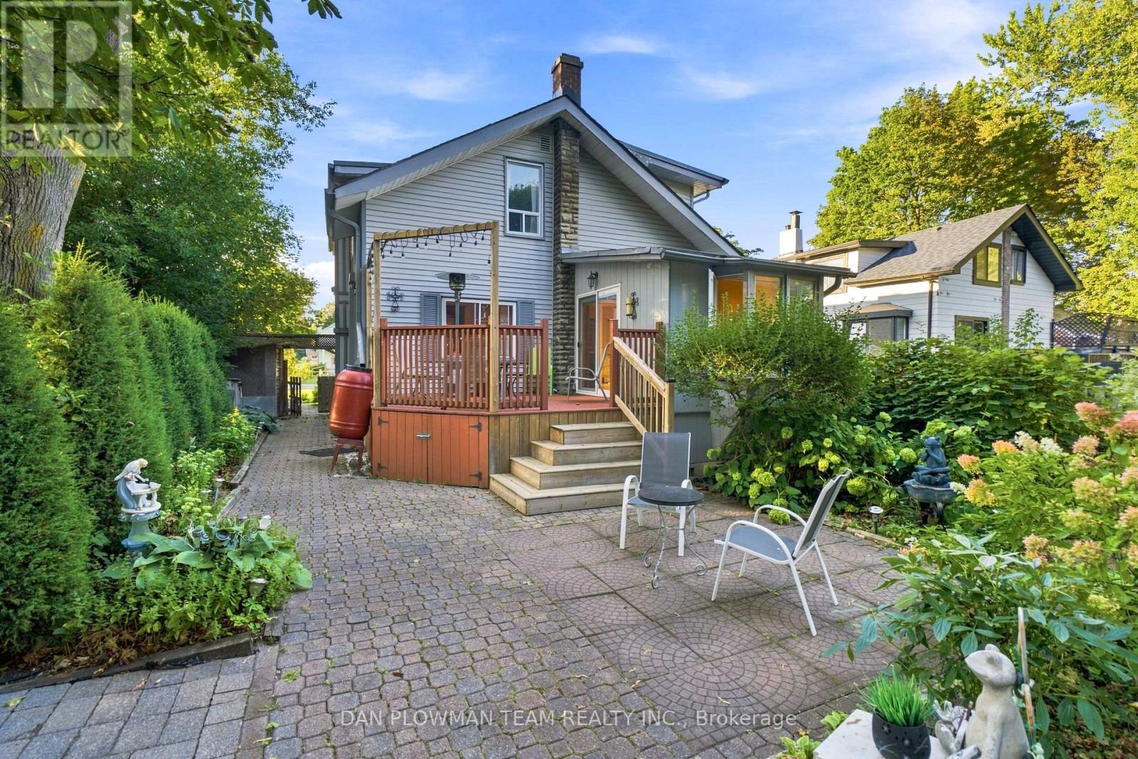 519 KINGSTON ROAD W - Image 40