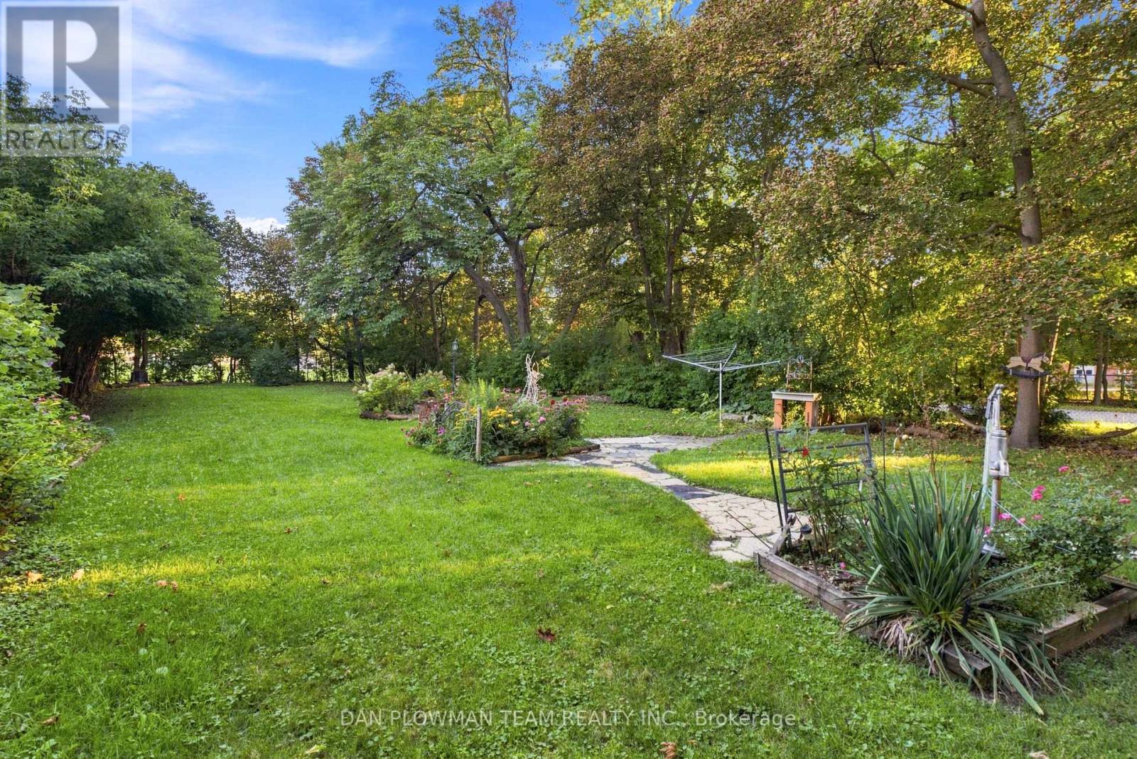 519 KINGSTON ROAD W - 49