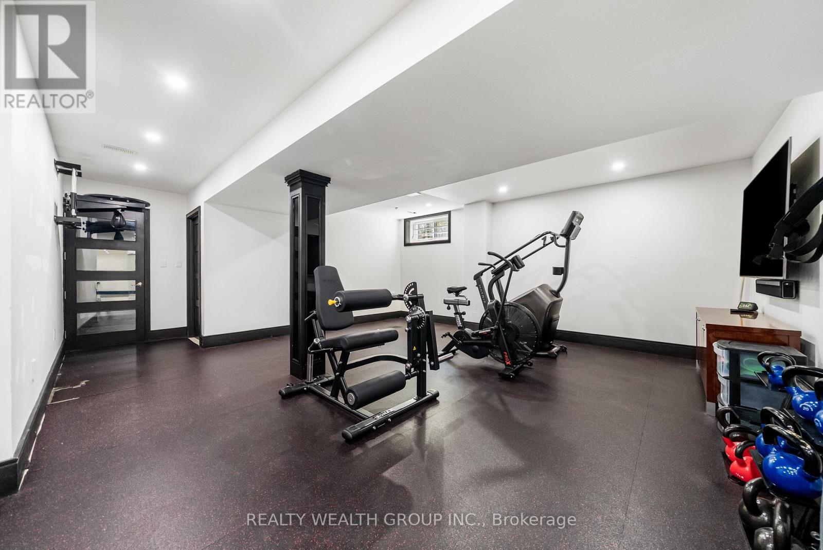 4 SHANGRI-LA LANE - Image 31