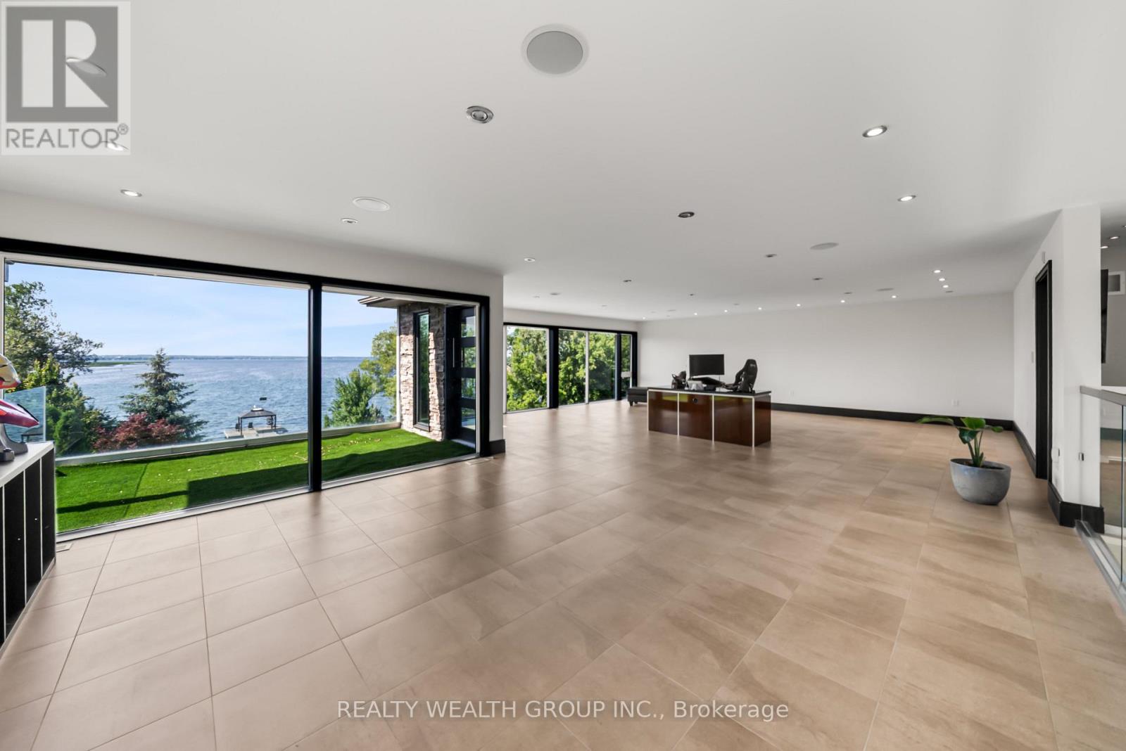 4 SHANGRI-LA LANE - Image 37