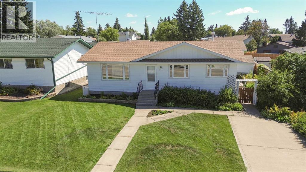 3706 51 Avenue - 2