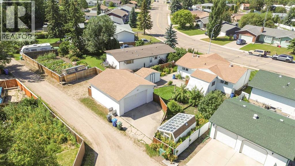 3706 51 Avenue - 37