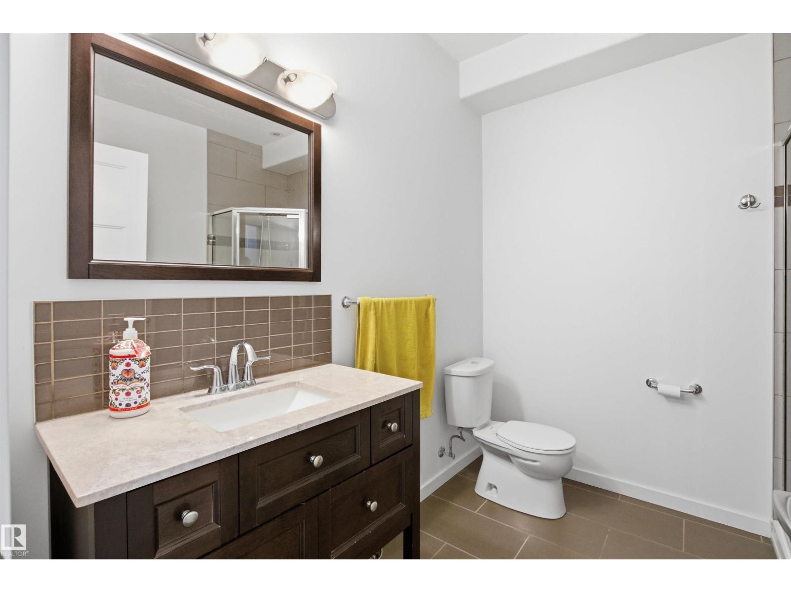 10806 83 AV NW - Image 21