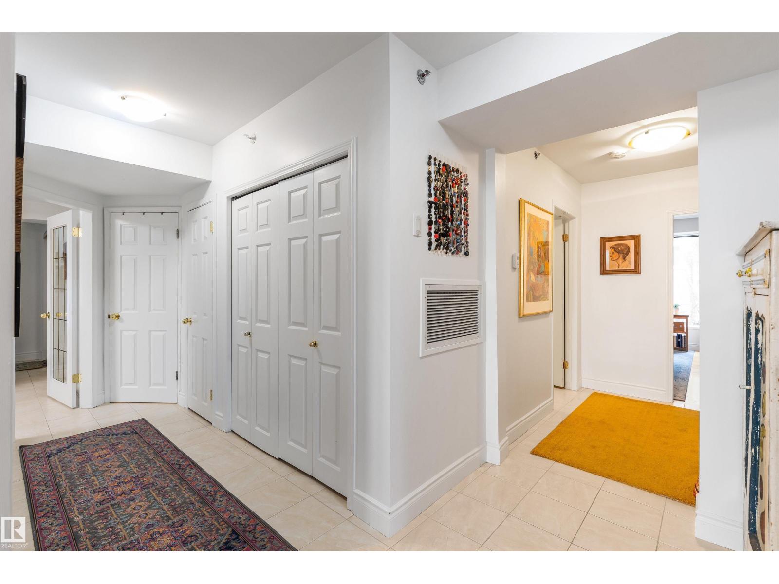 #205 9131 99 ST NW - 23