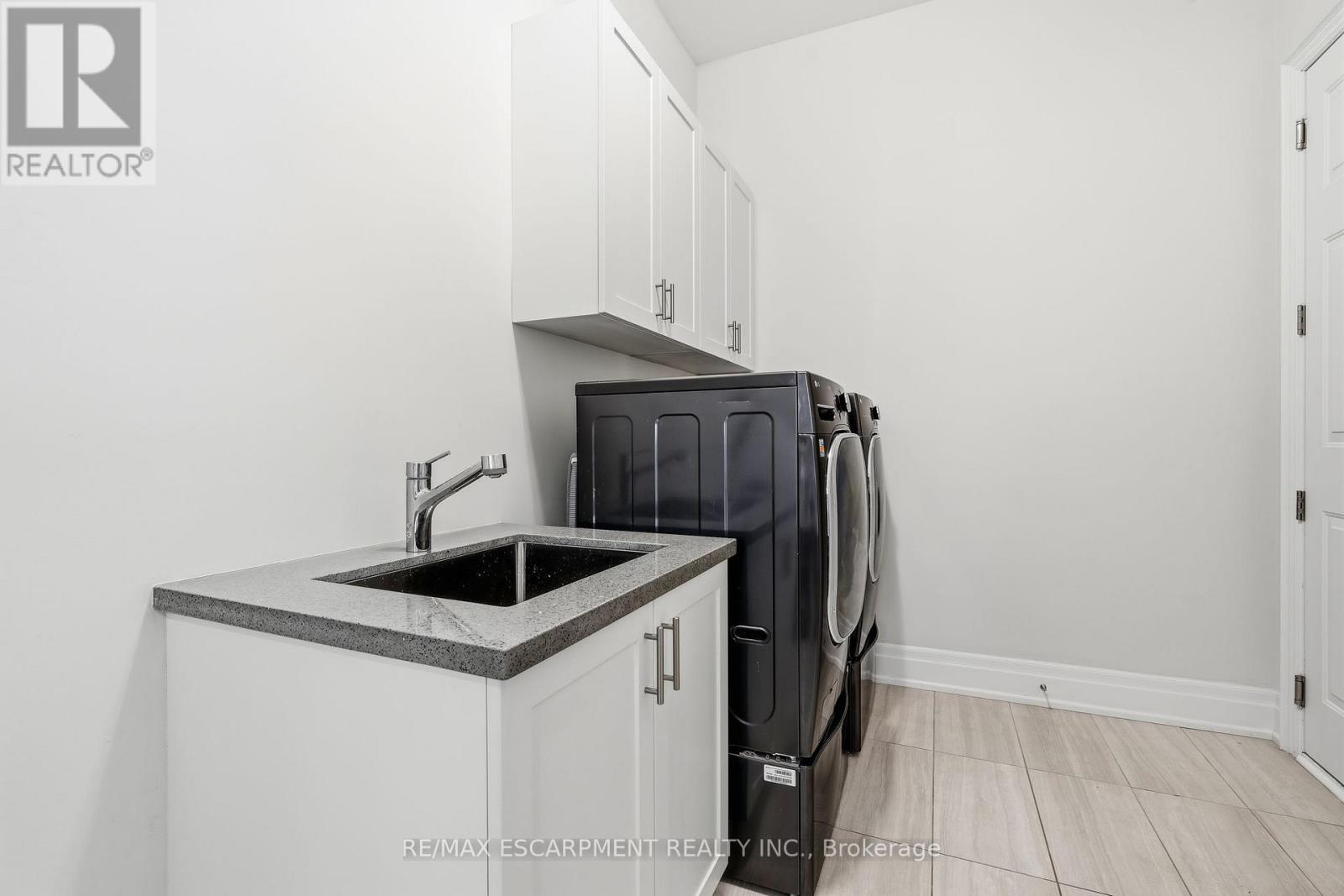 1221 IRONBRIDGE ROAD - 24