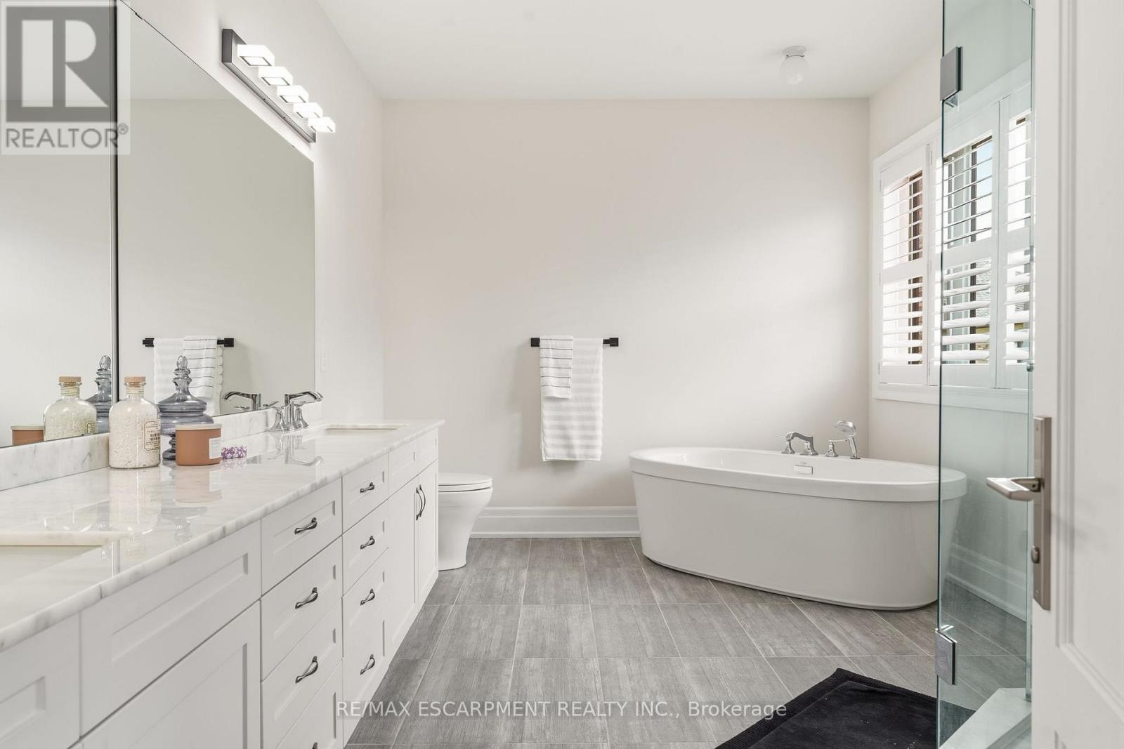 1221 IRONBRIDGE ROAD - 28