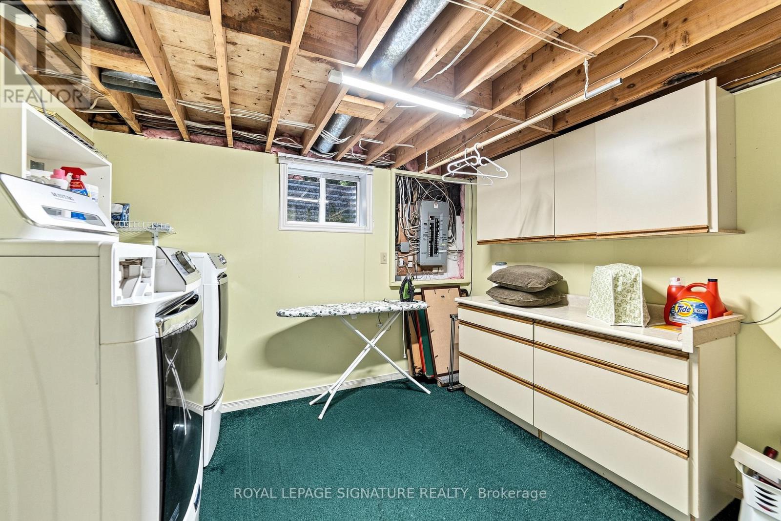 1385 HIGHGATE COURT - 12
