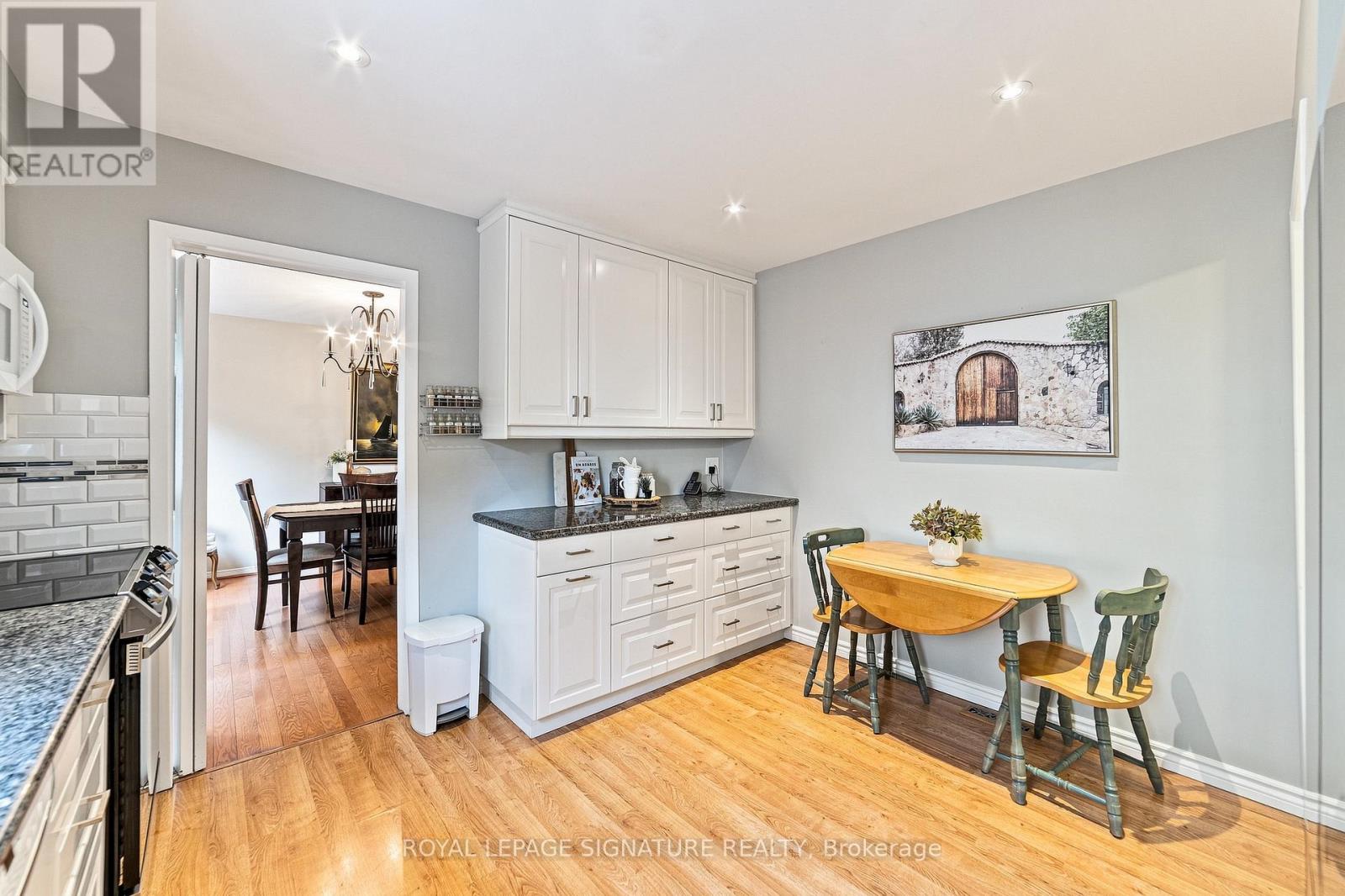 1385 HIGHGATE COURT - 18