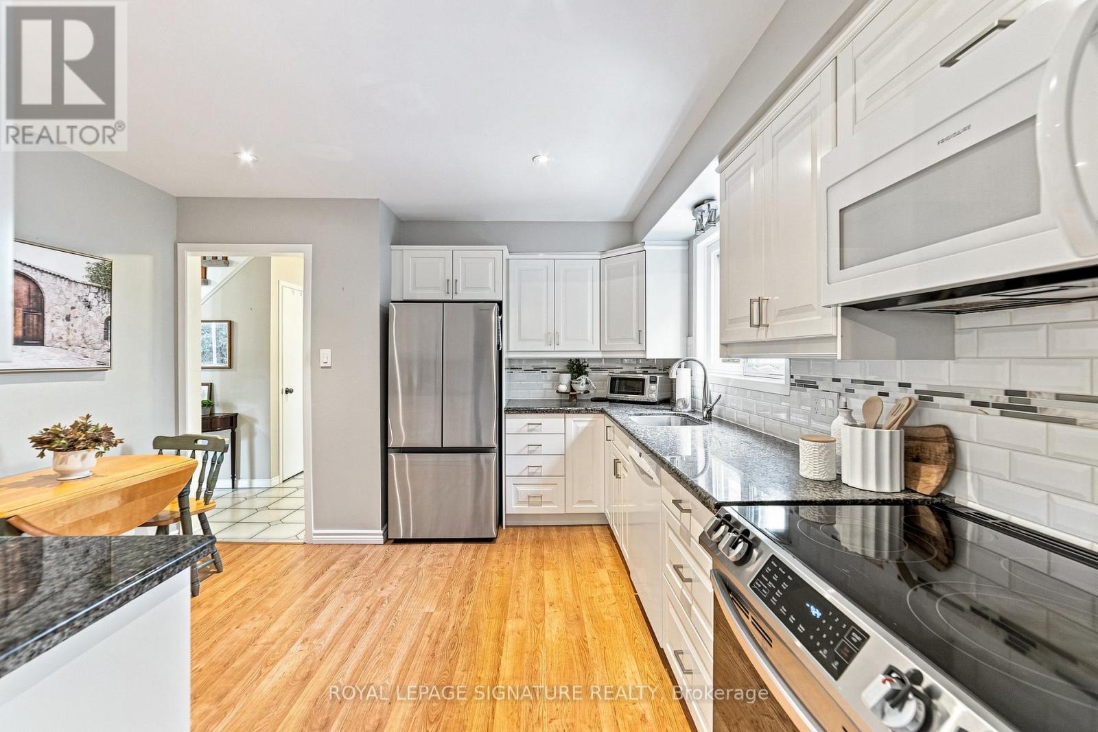 1385 HIGHGATE COURT - 19