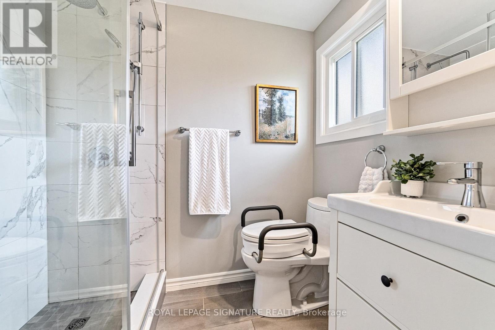 1385 HIGHGATE COURT - 5