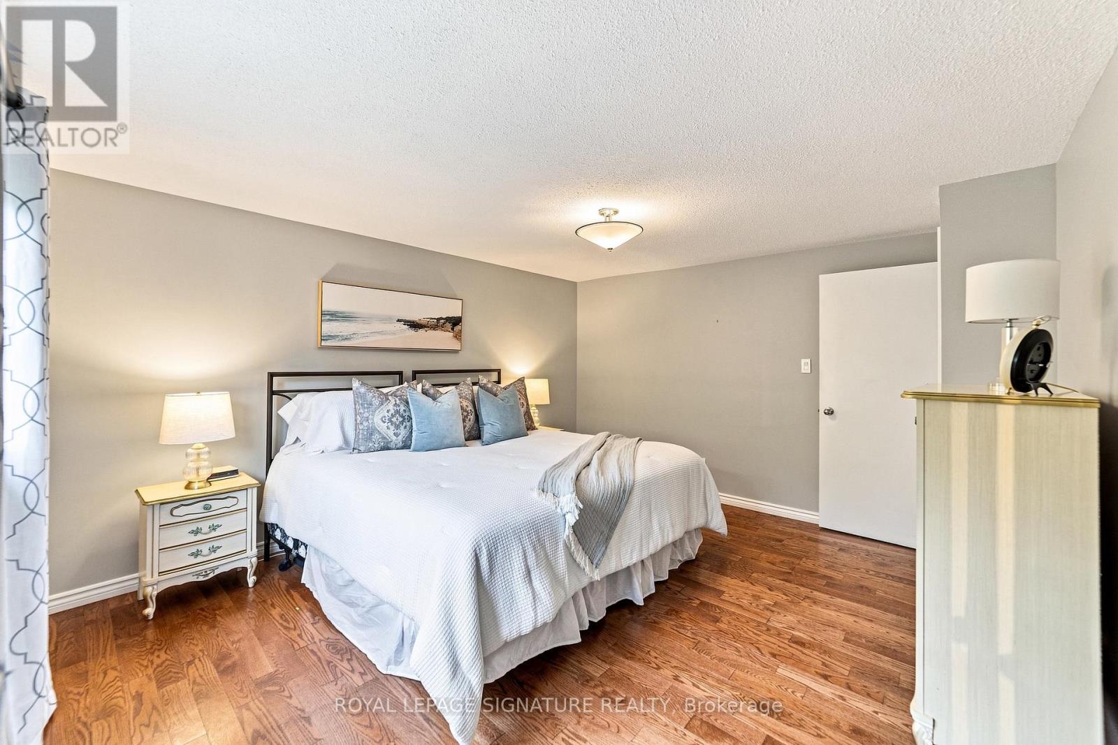1385 HIGHGATE COURT - 6