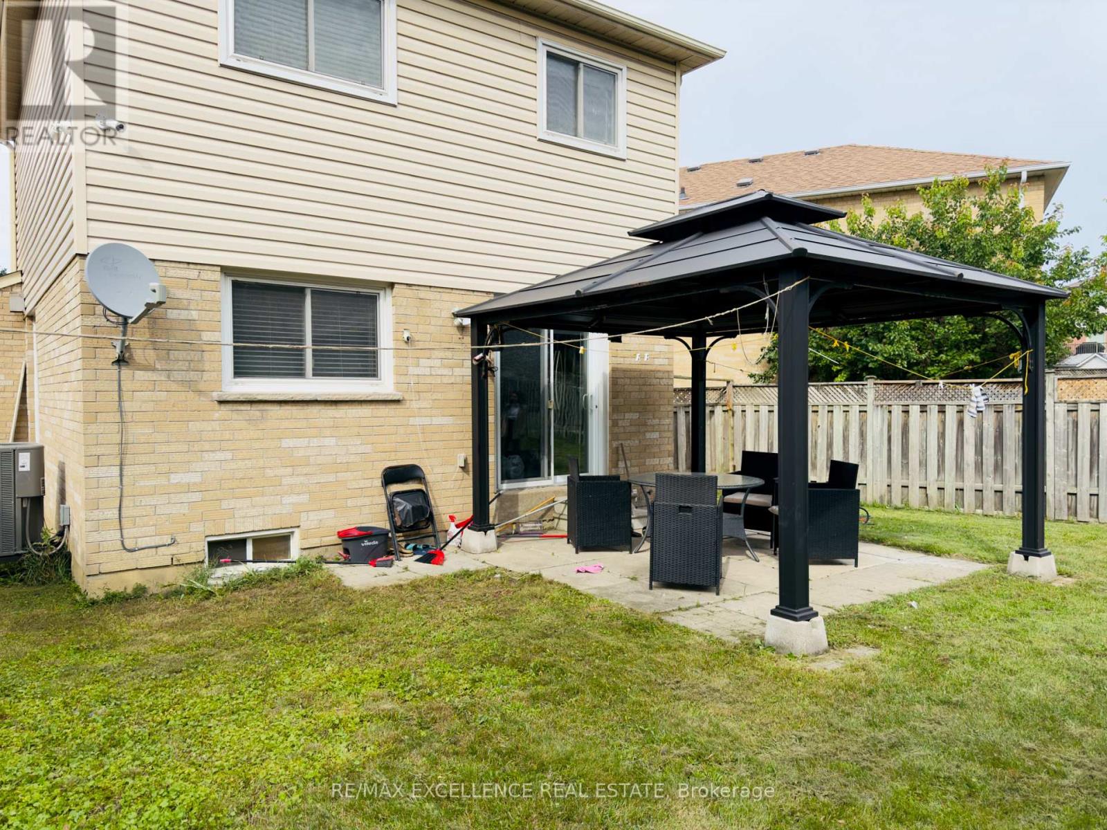 46 NECTARINE CRESCENT - 23