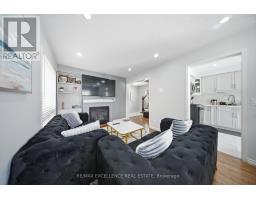 Great room - 46 Nectarine Crescent, Brampton, ON L6S5Z1 Photo 7