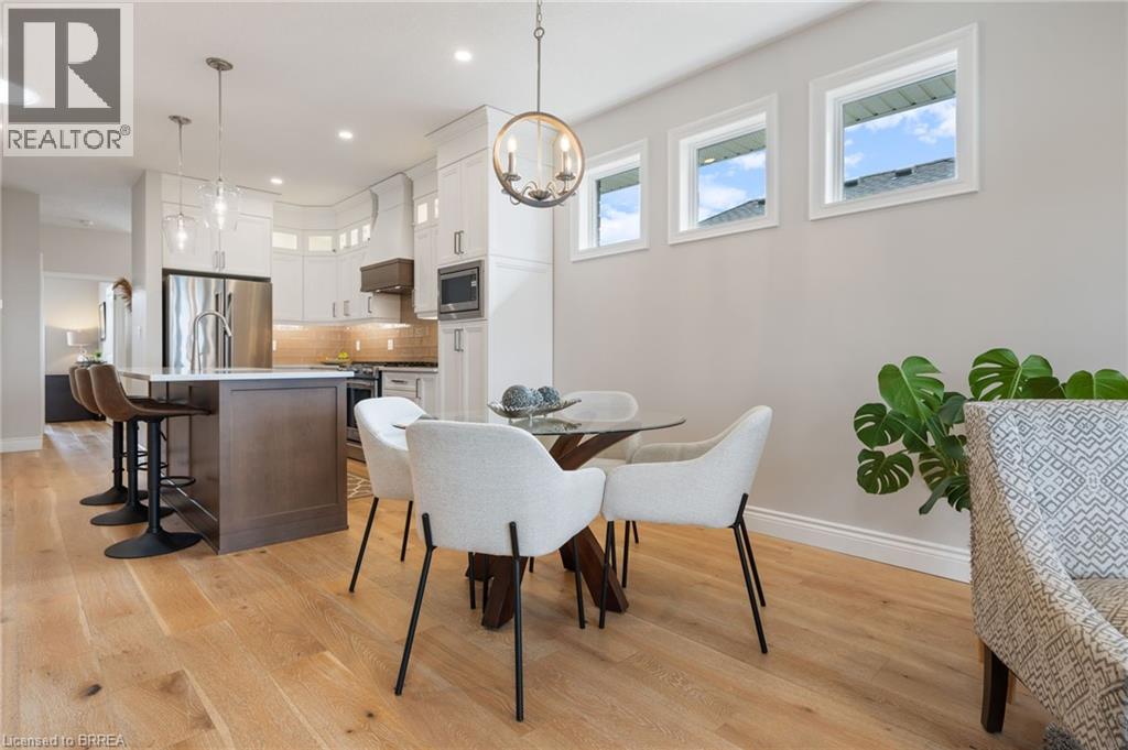 13 MASTERS Lane - Image 11