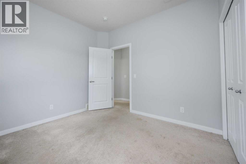 101 SAVANNA Close NE - 32