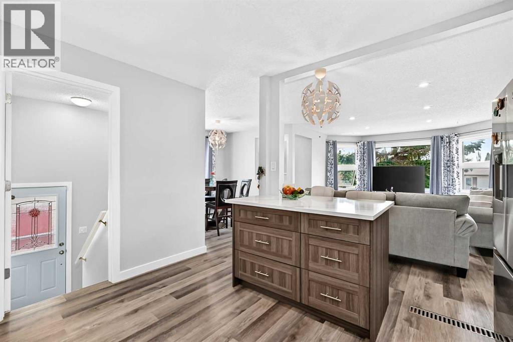 76 aberfoyle Close NE - 11