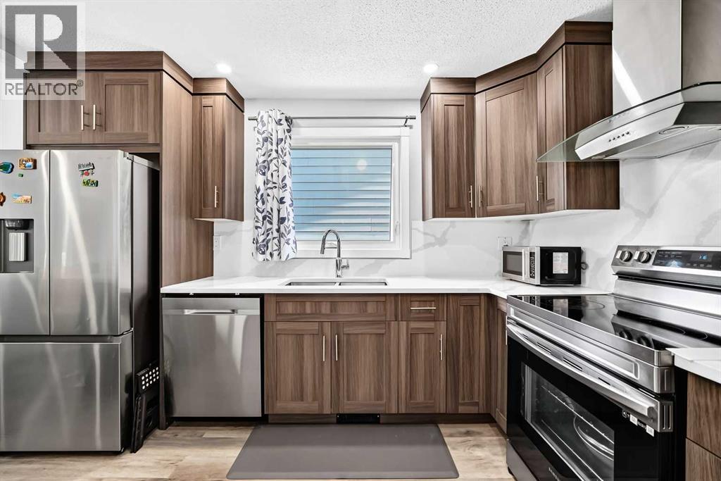 76 aberfoyle Close NE - 10