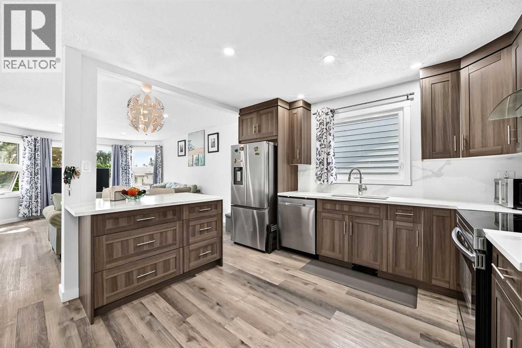 76 aberfoyle Close NE - 9