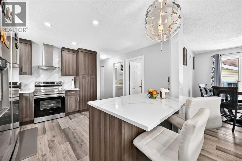 76 aberfoyle Close NE - 13