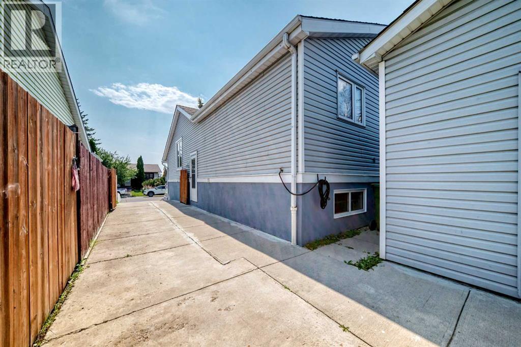 76 aberfoyle Close NE - 37