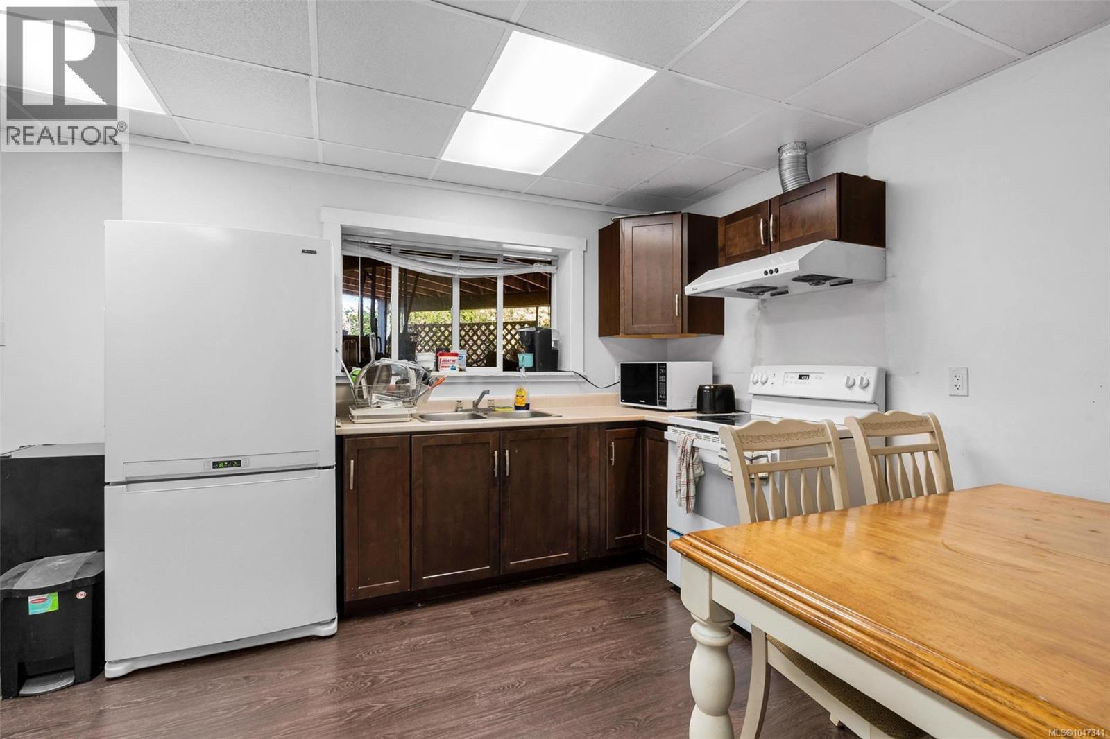 4205 Wakefield Pl - Image 25