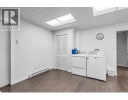 4205 Wakefield Pl, Saanich, BC V8N6E6 Photo 24