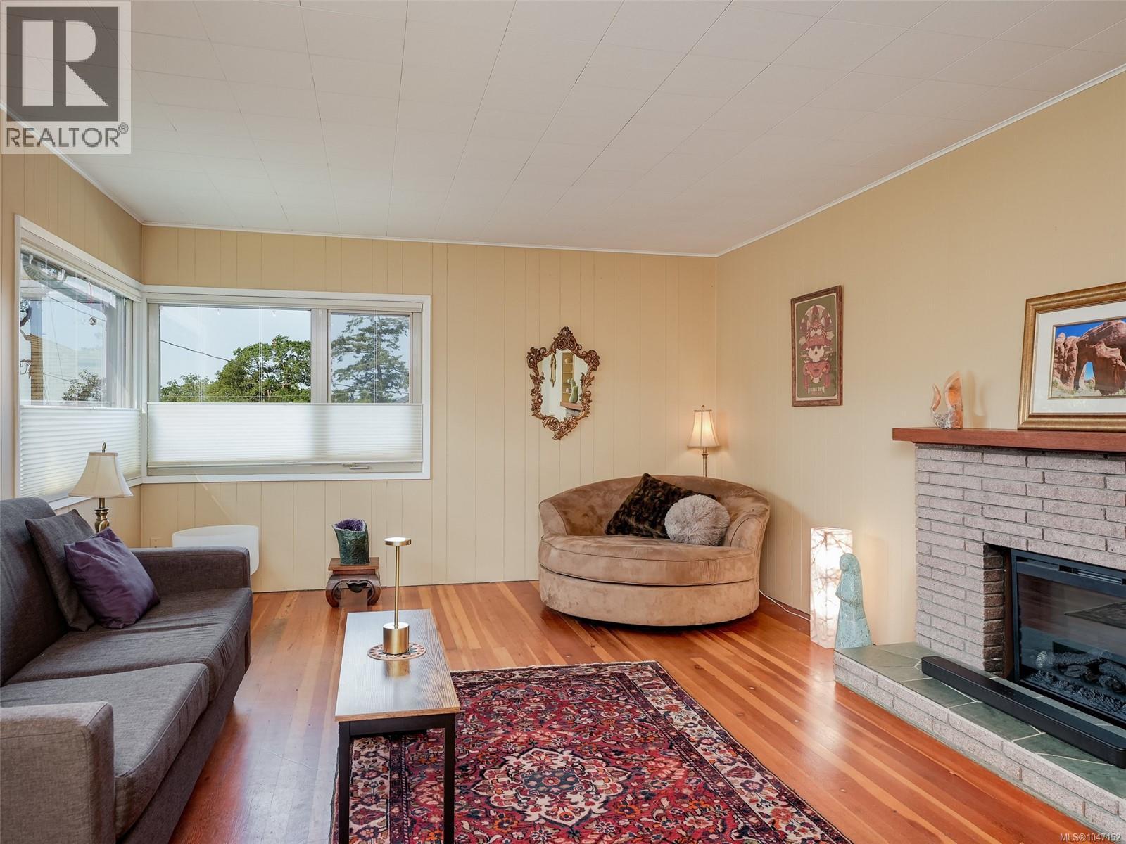  1050 Leslie Drive, Saanich